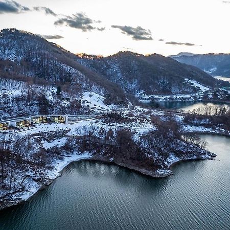 Jecheon The Shine Cheongpung 호텔 외부 사진