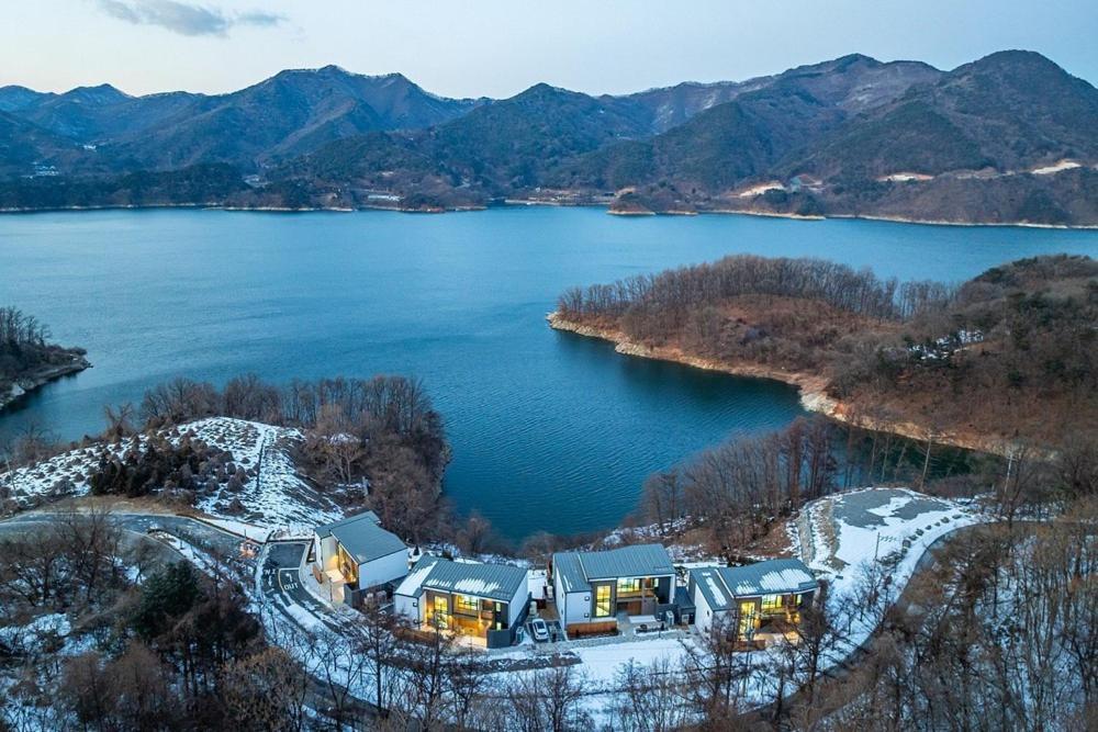 Jecheon The Shine Cheongpung 호텔 외부 사진